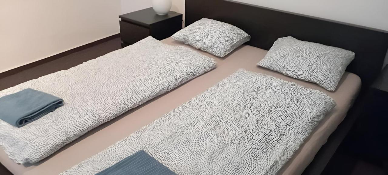 Cozy Apartment In The Middle Of 브라티슬라바 외부 사진