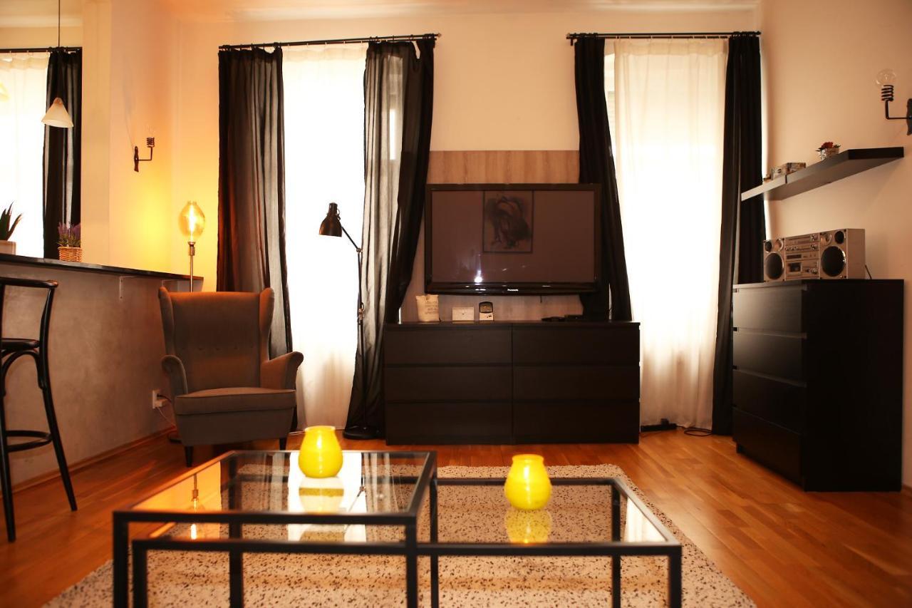 Cozy Apartment In The Middle Of 브라티슬라바 외부 사진